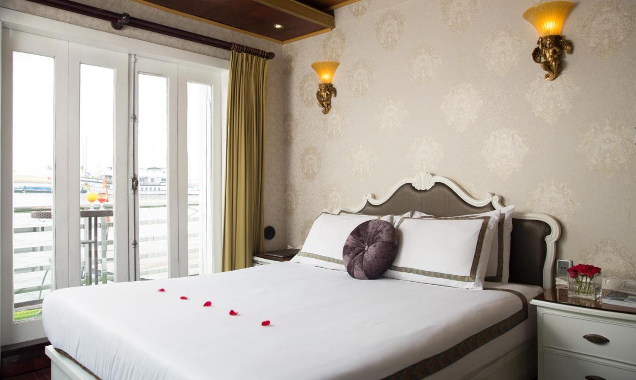 Majestic Halong Cruise Hotel Ha Long Exterior photo