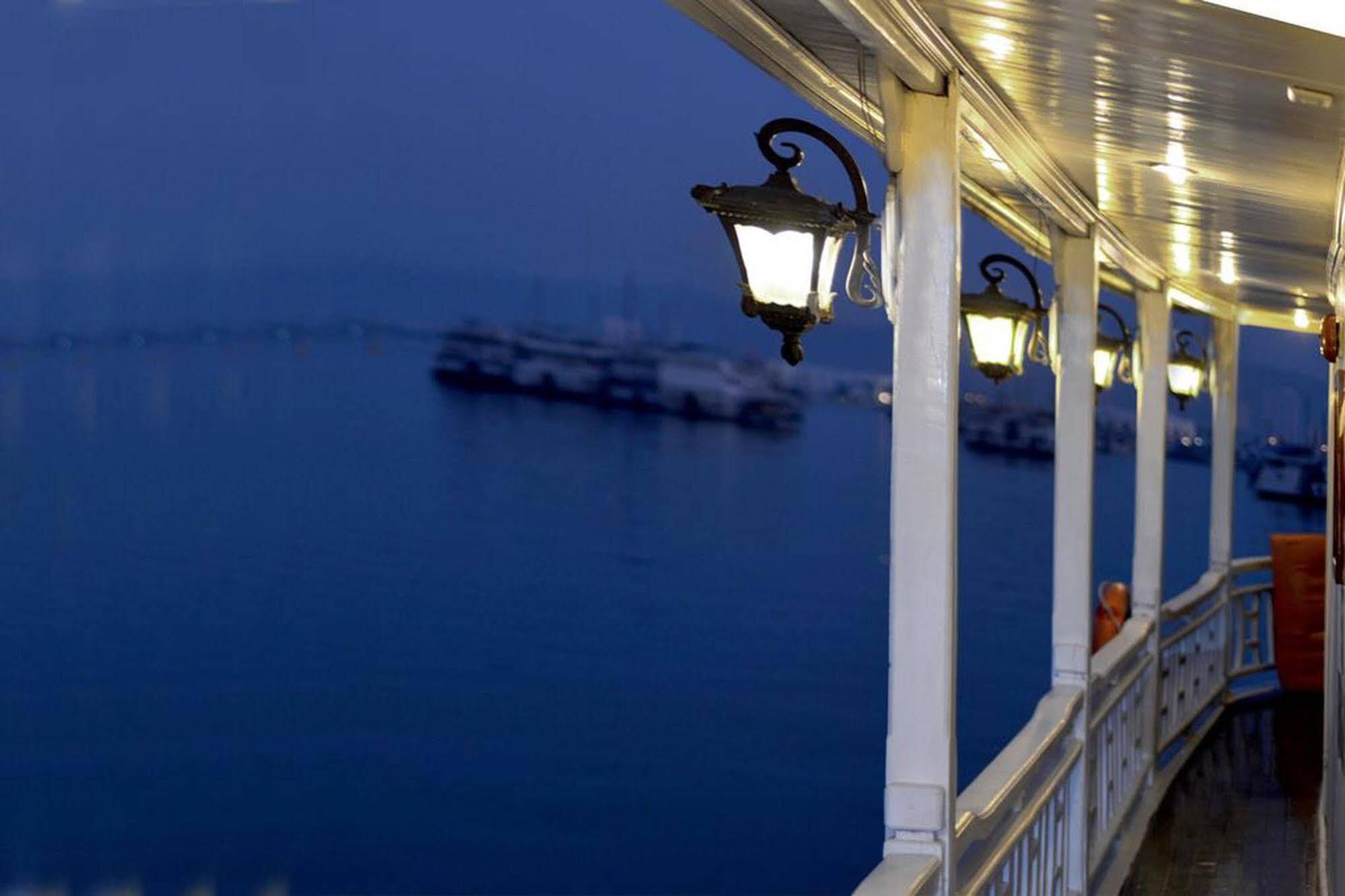 Majestic Halong Cruise Hotel Ha Long Exterior photo