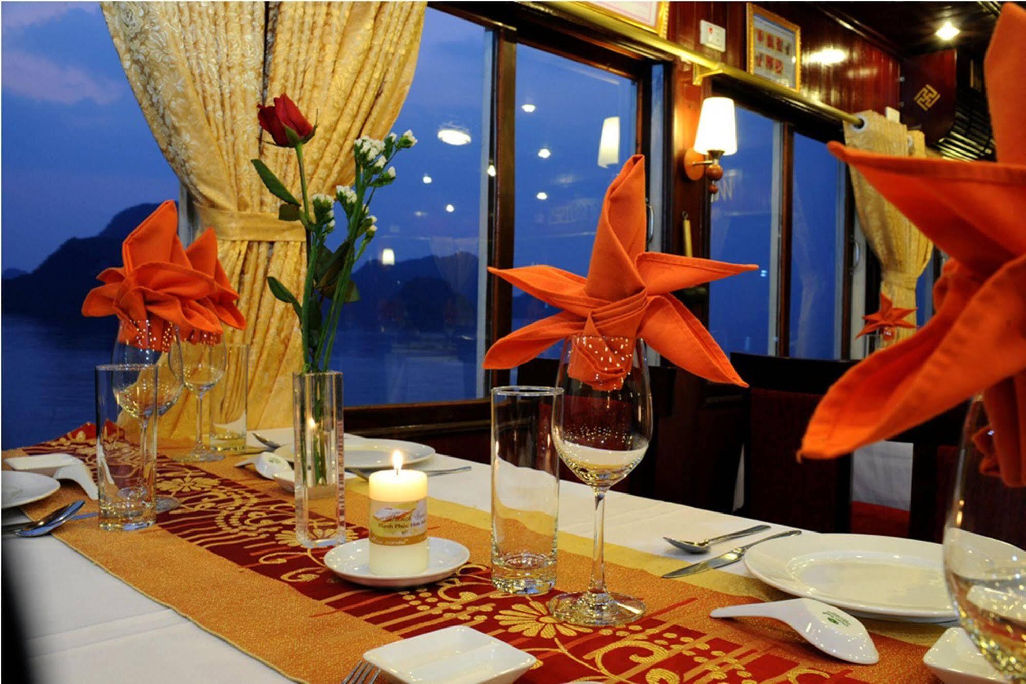 Majestic Halong Cruise Hotel Ha Long Exterior photo
